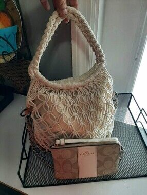 COACH/Universal Thread Goods Co. Fish-Net Bucket Bag & Corner Zip Wallet